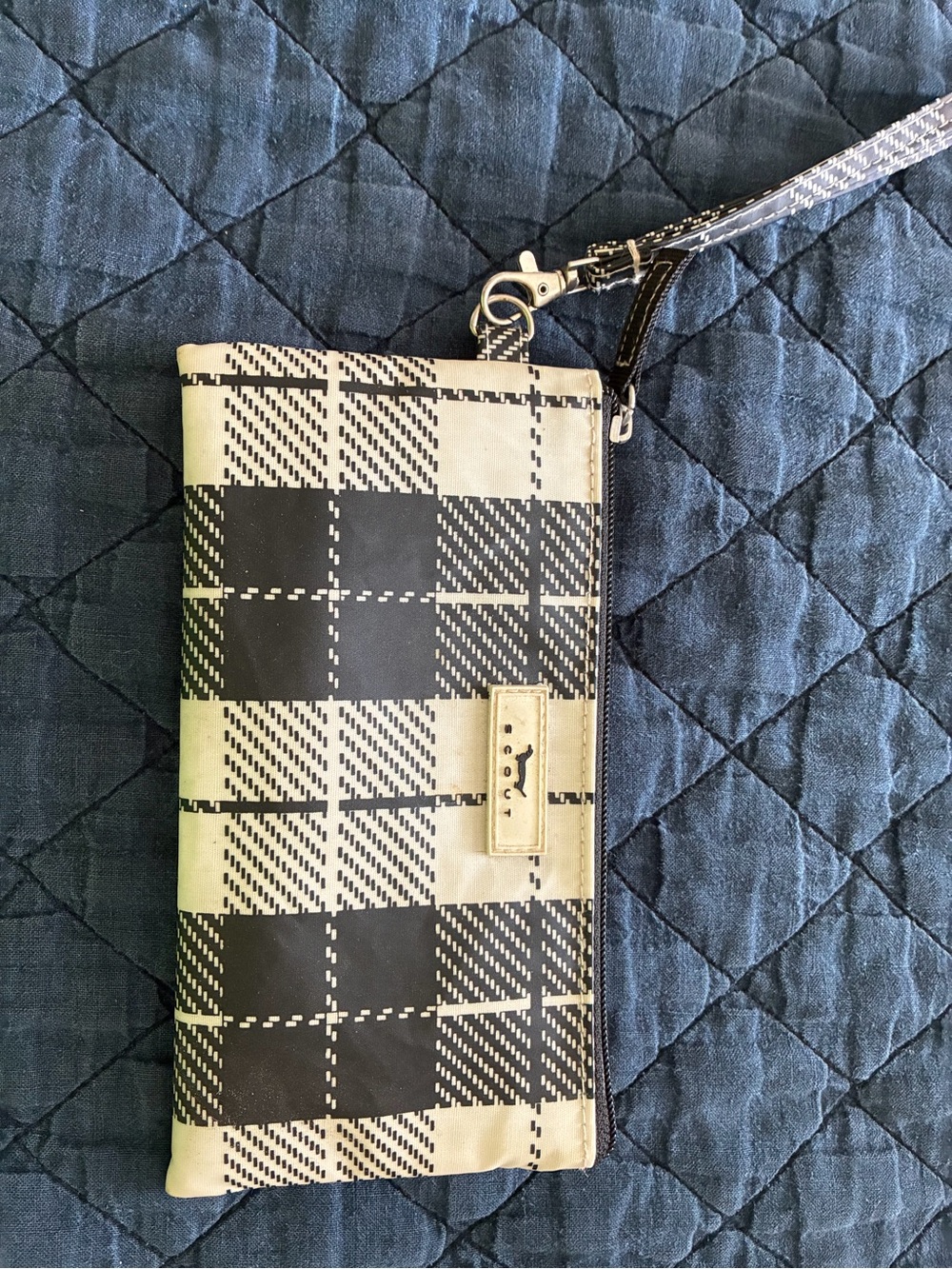 Scout Black and Cream Plaid Wristlet Wallet